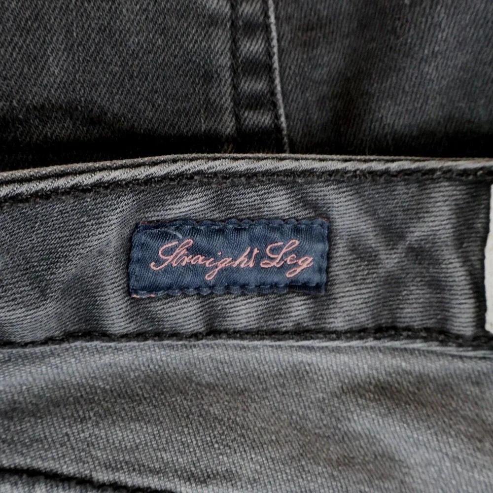 St. John's Bay Jeans Womens 14 Black Denim Straight Leg Stretch Mid Rise Pockets